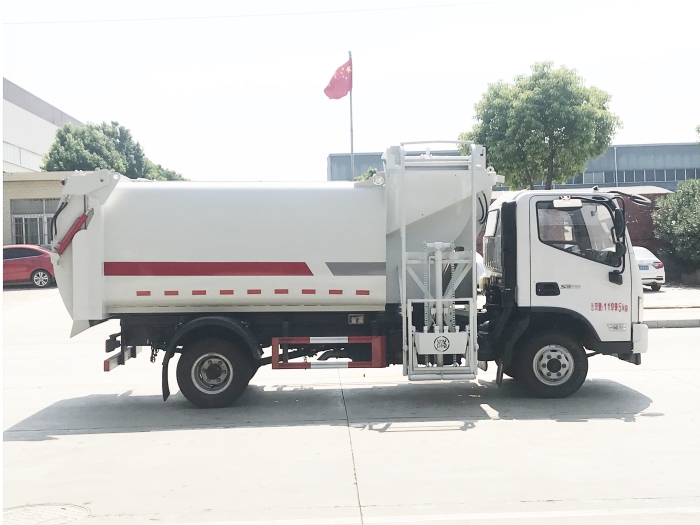 福田歐馬可餐廚垃圾車(chē)